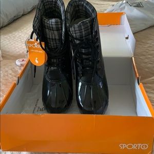 NWT Sporto boots - Black - Women’s 6